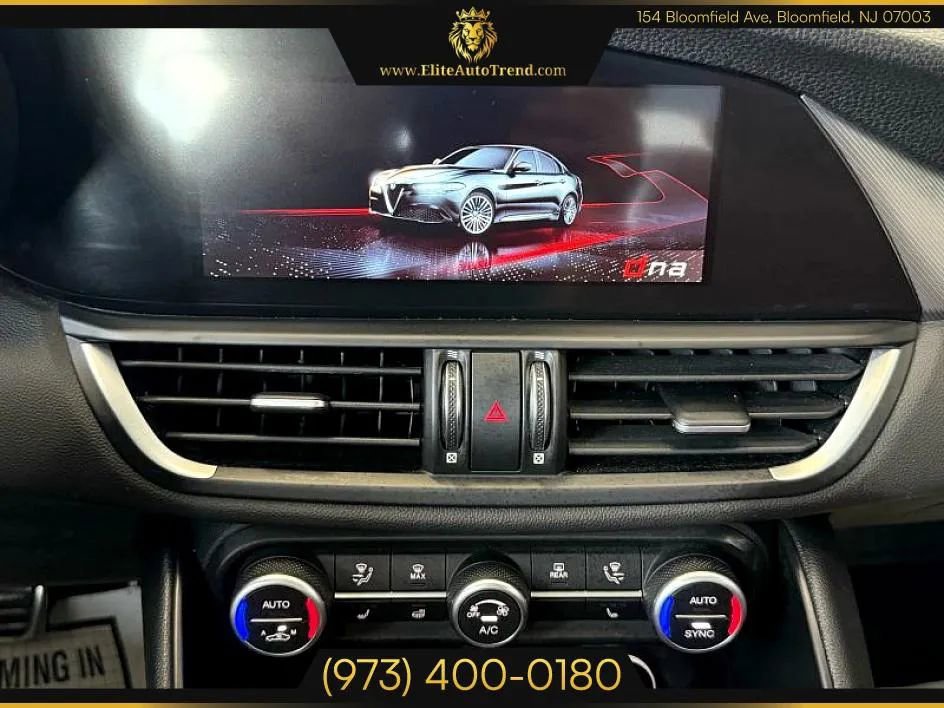 Used 2022 Alfa Romeo Giulia Veloce image 16