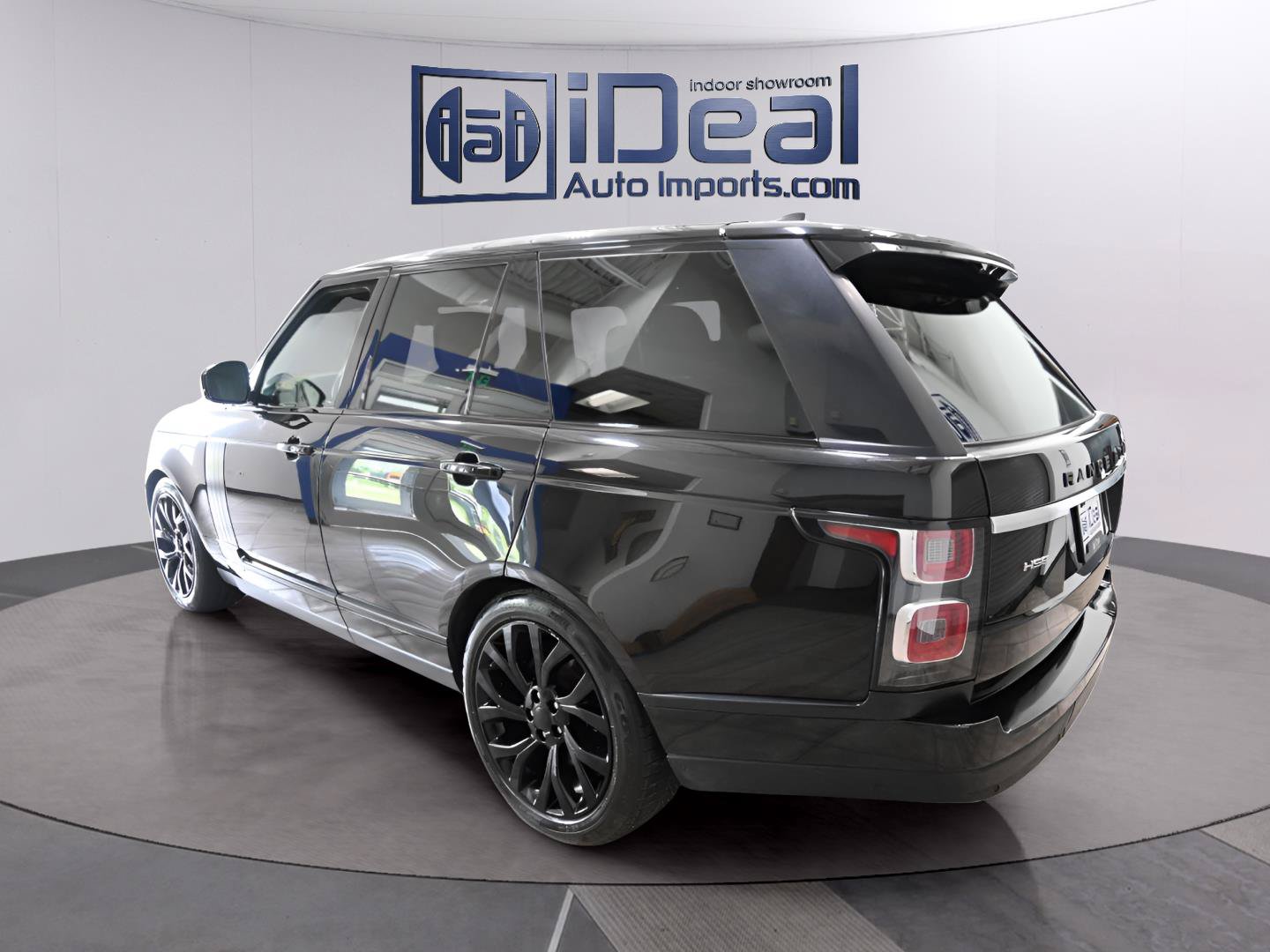 Used 2019 Land Rover Range Rover HSE AWD/4WD image 3
