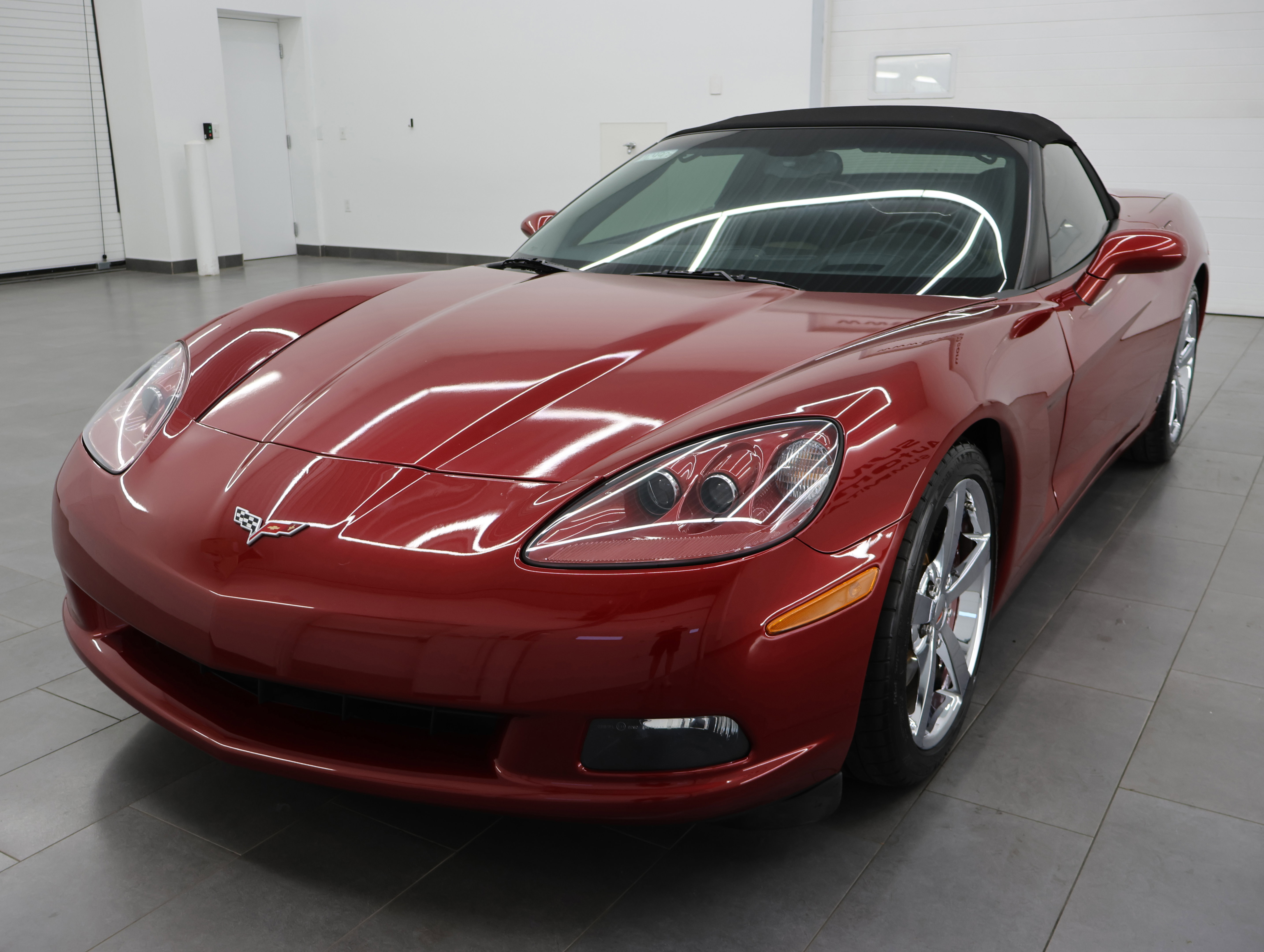 Used 2008 Chevrolet Corvette Convertible w/ Preferred Equipment Group RWD image 7