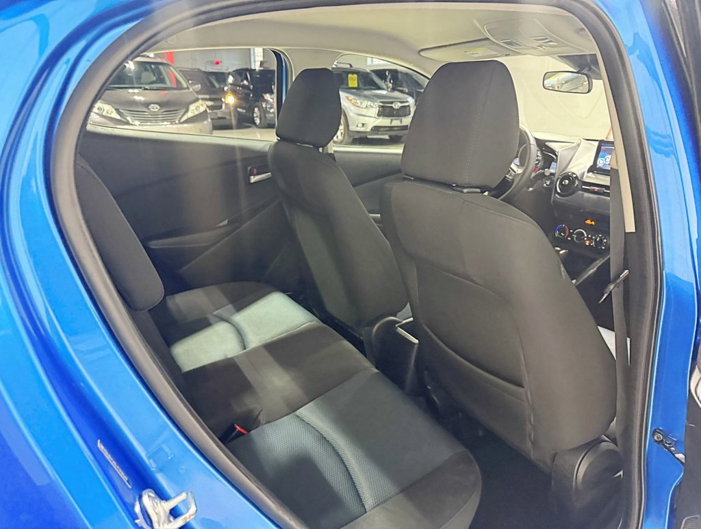 Used 2020 Toyota Yaris LE image 29