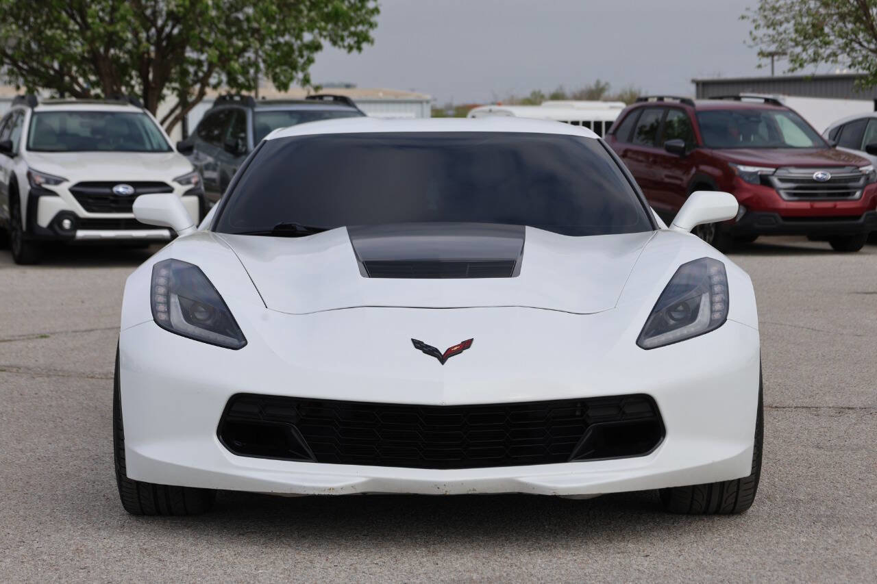 Used 2019 Chevrolet Corvette Stingray Coupe w/ Carbon Flash Badge Package image 2