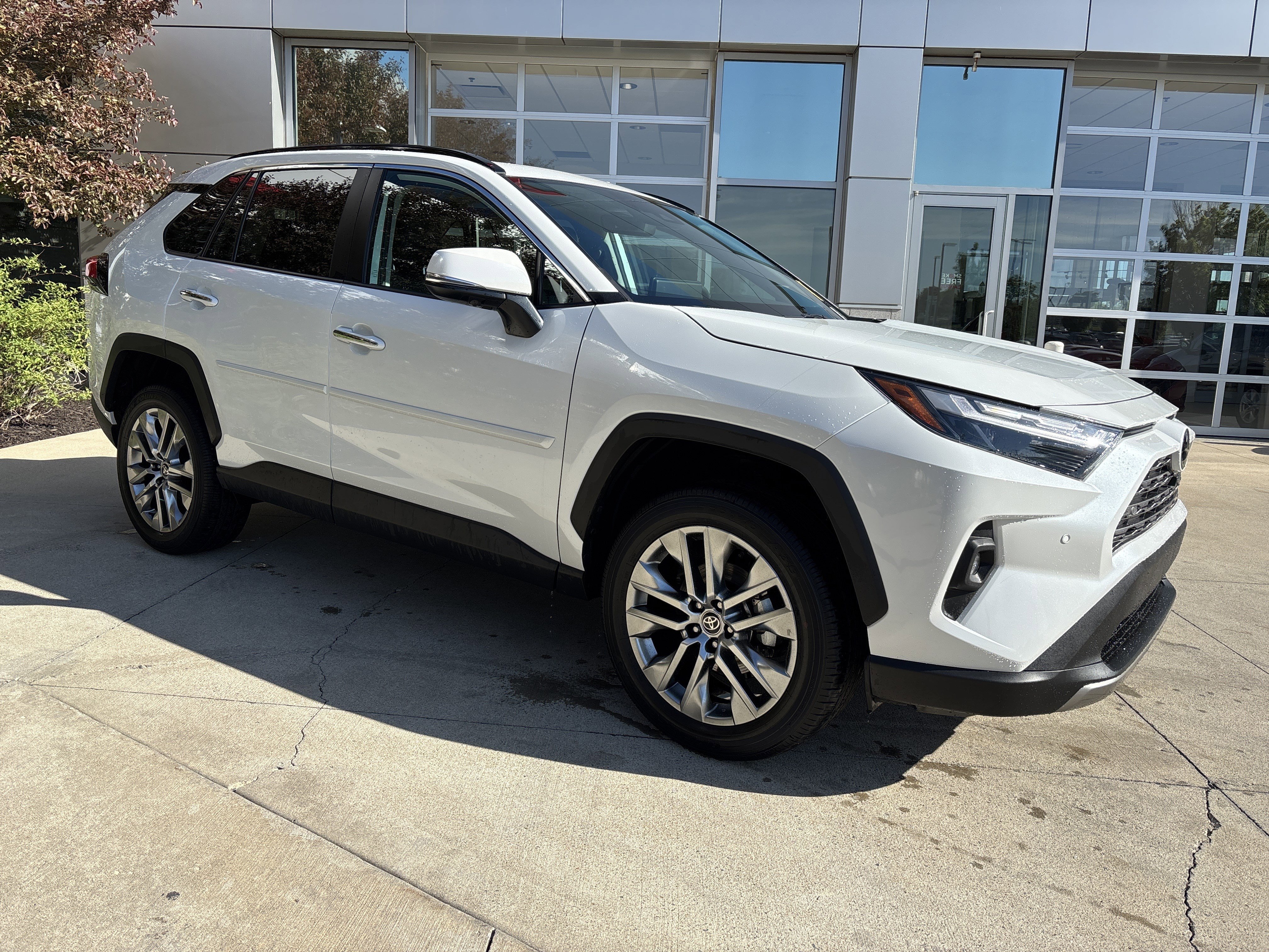 Used 2024 Toyota RAV4 Limited w/ Advanced Technology Package AWD/4WD image 2