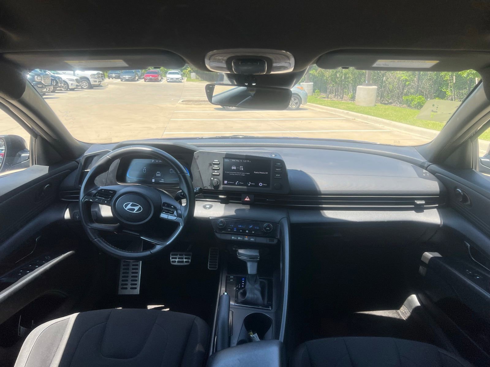 Used 2025 Hyundai Elantra Sport FWD image 19