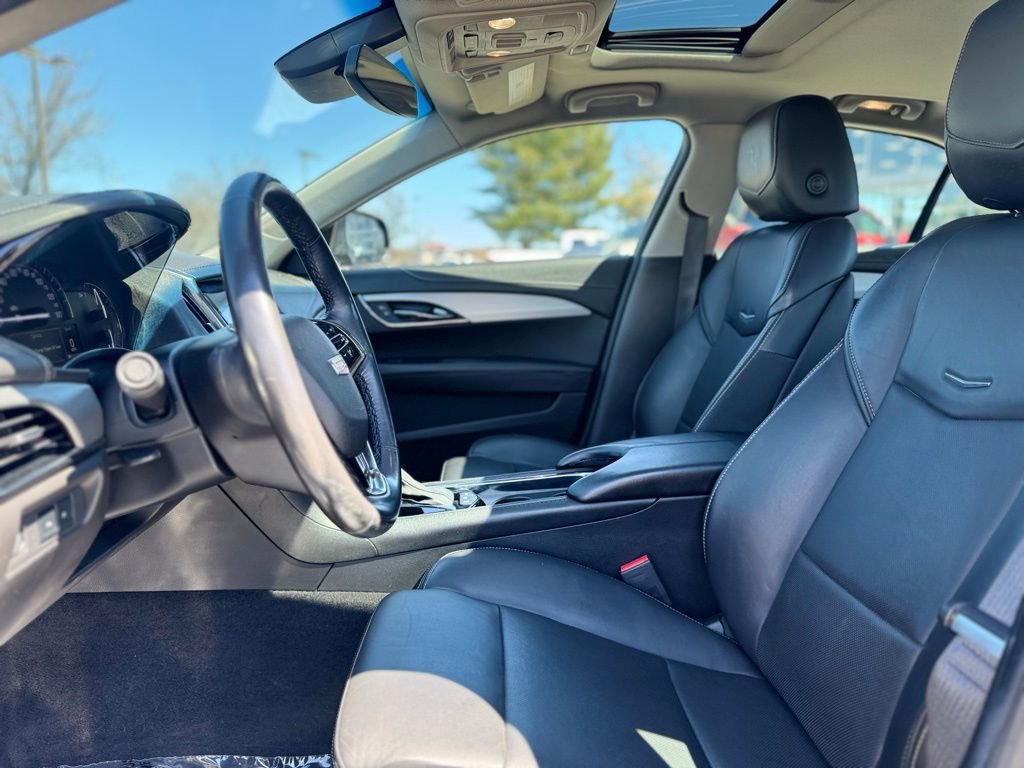 Used 2018 Cadillac ATS Luxury w/ Safety and Security Package image 16