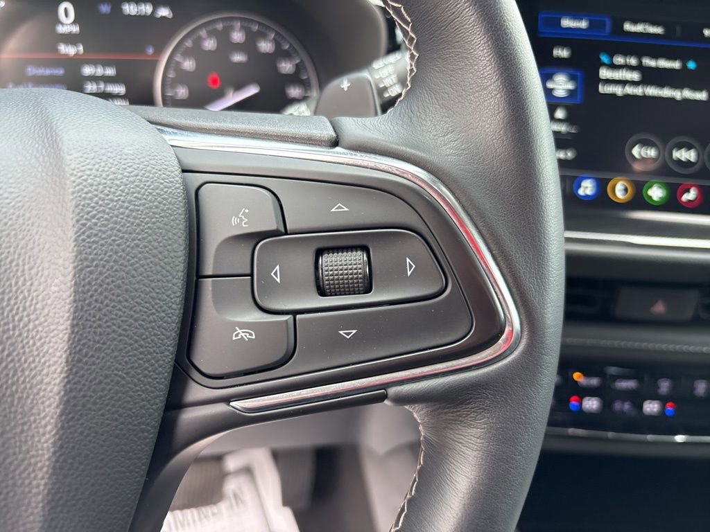 Used 2023 Buick Envision Essence AWD/4WD image 29