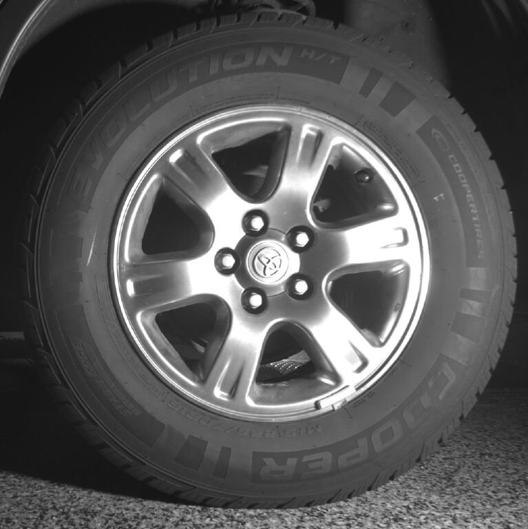 Used 2005 Toyota Highlander 2WD V6 w/ 3rd Row image 13