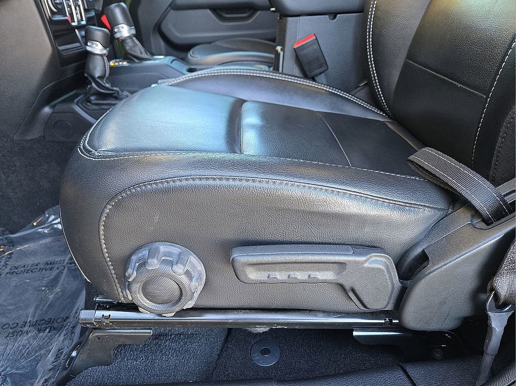 Used 2021 Jeep Wrangler Unlimited Sahara image 23