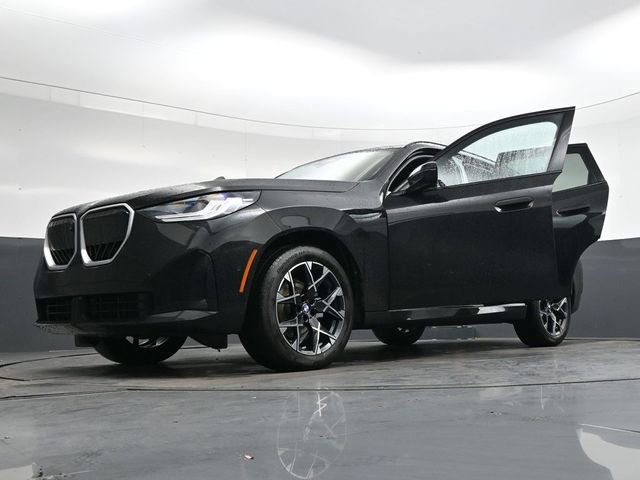 Used 2025 BMW X3 xDrive30i w/ Premium Package image 42