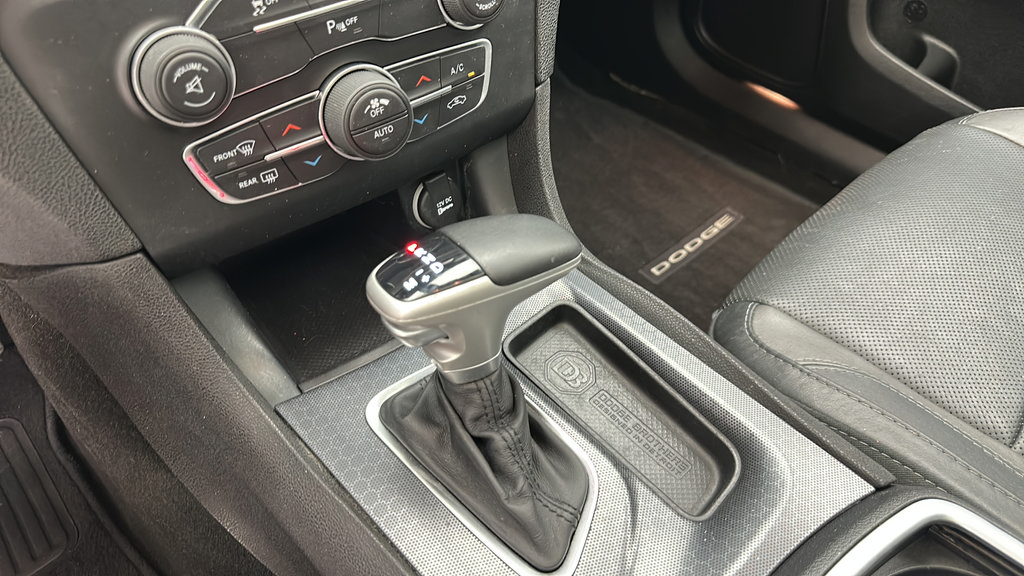 Used 2015 Dodge Charger SXT w/ AWD Plus Group image 25