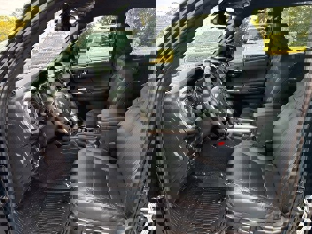 Used 2022 Toyota Tacoma Limited image 21