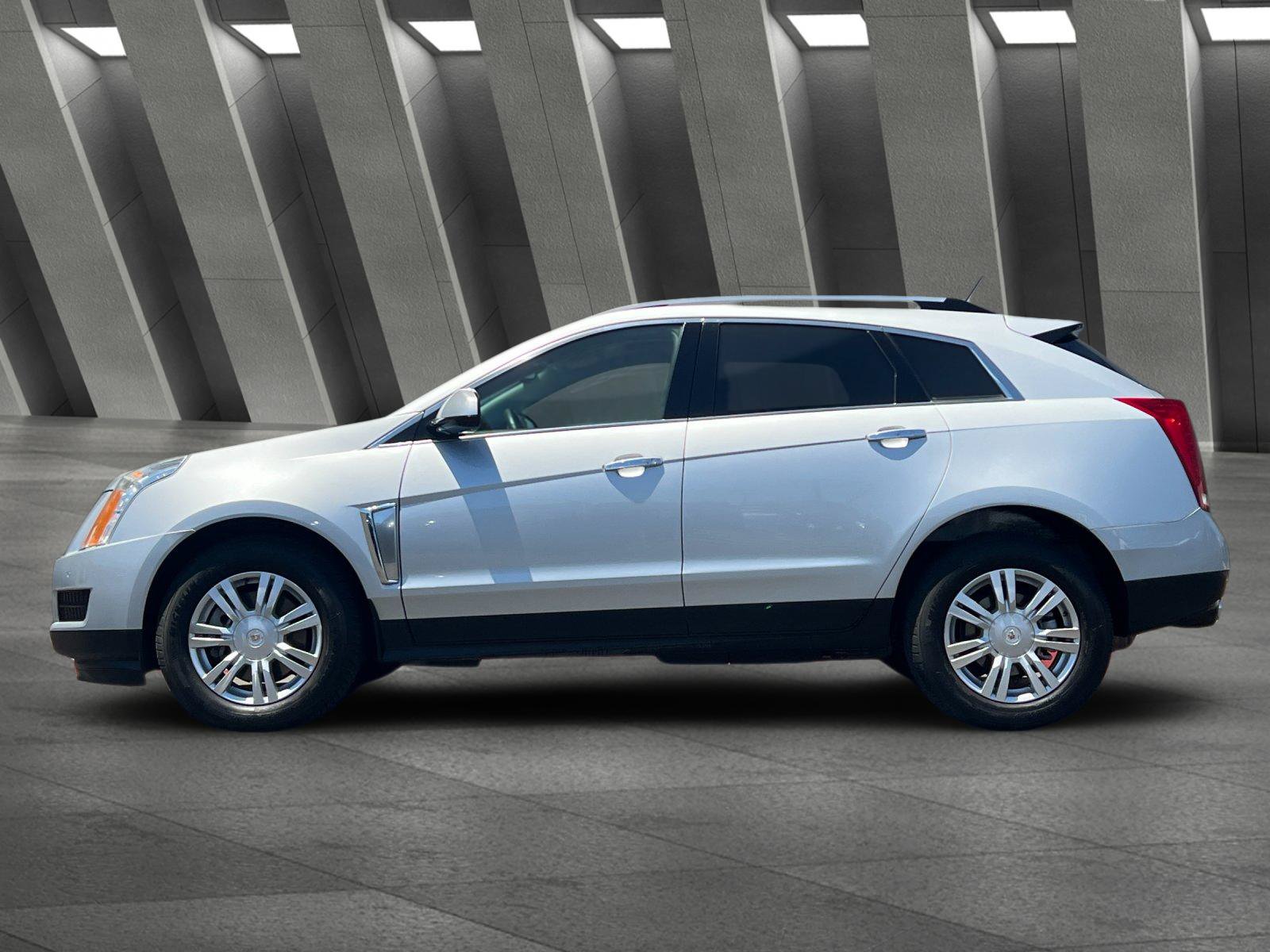 Used 2015 Cadillac SRX Luxury FWD image 7