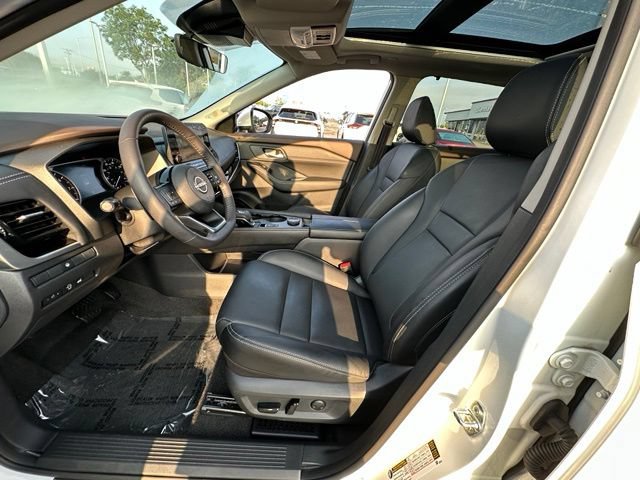 Certified 2023 Nissan Rogue SL w/ SL Premium Package AWD/4WD image 24