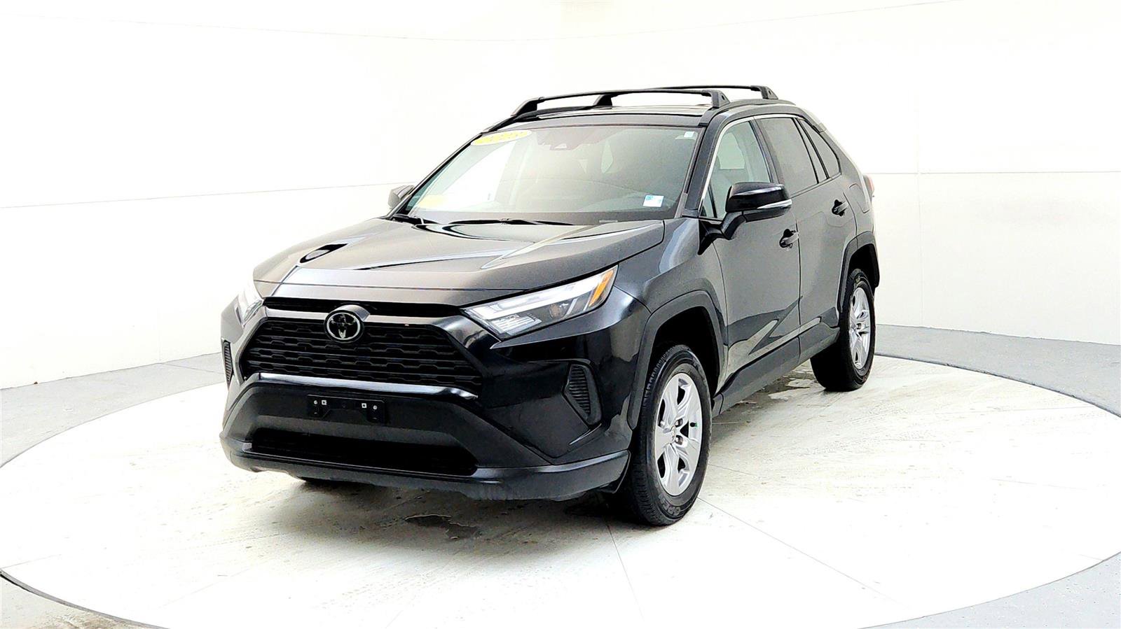 Certified 2023 Toyota RAV4 XLE w/ Convenience Package image 2