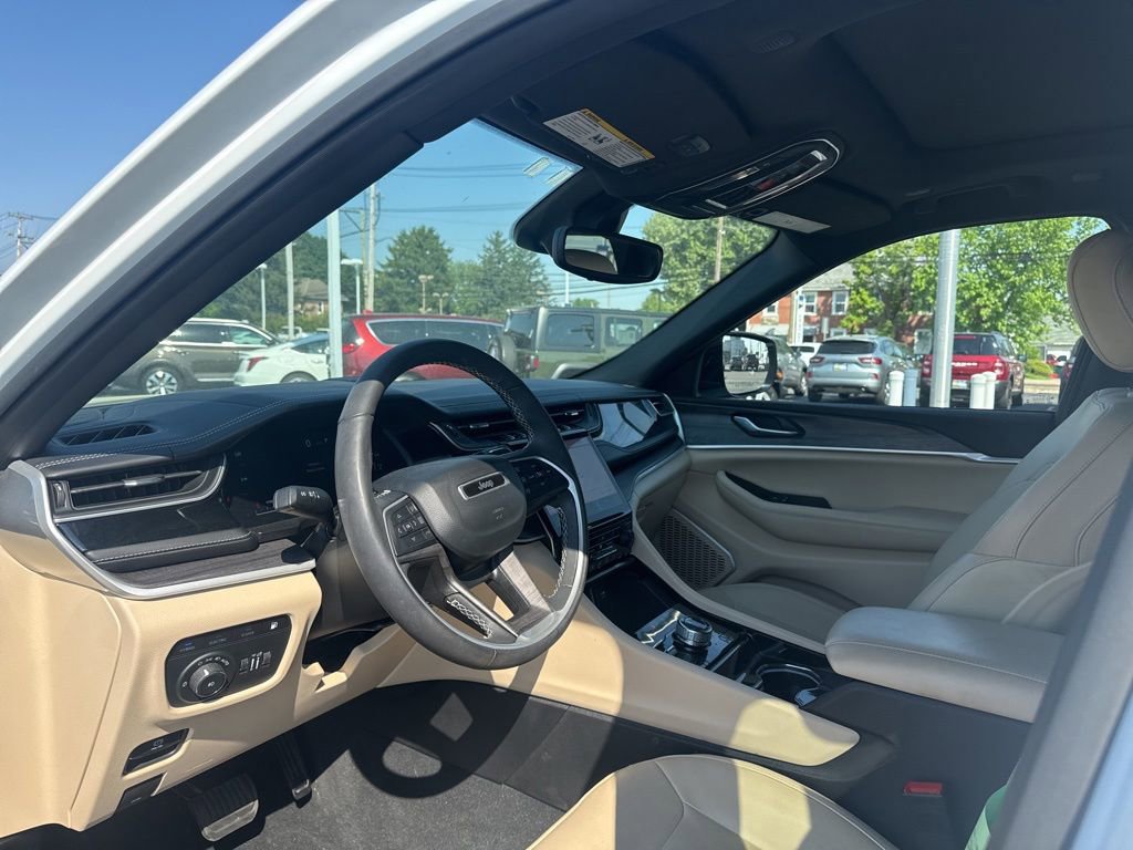 Used 2022 Jeep Grand Cherokee Limited 4xe AWD/4WD image 7