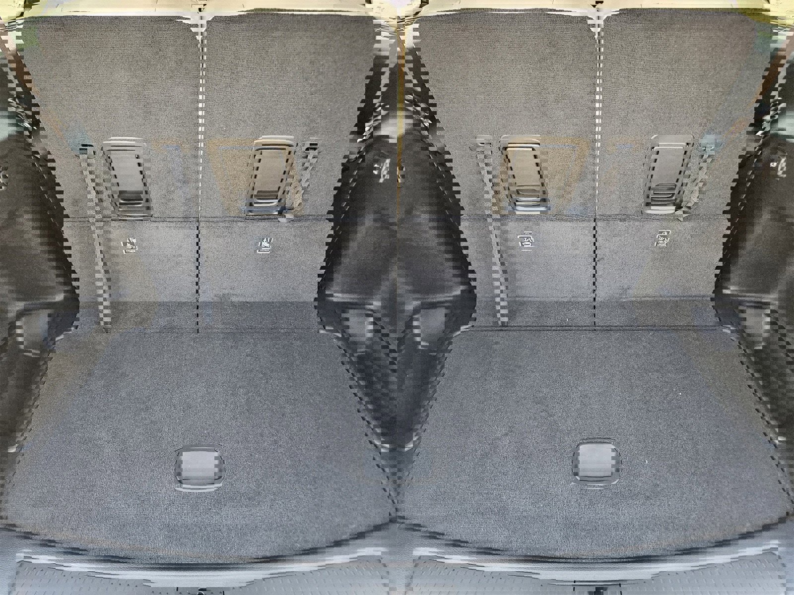 New 2025 Jeep Grand Cherokee L Limited w/ Trailer Tow Package image 31