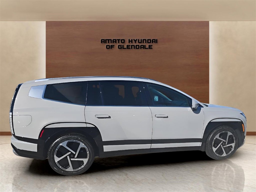 New 2026 Hyundai Ioniq 9 Limited image 8