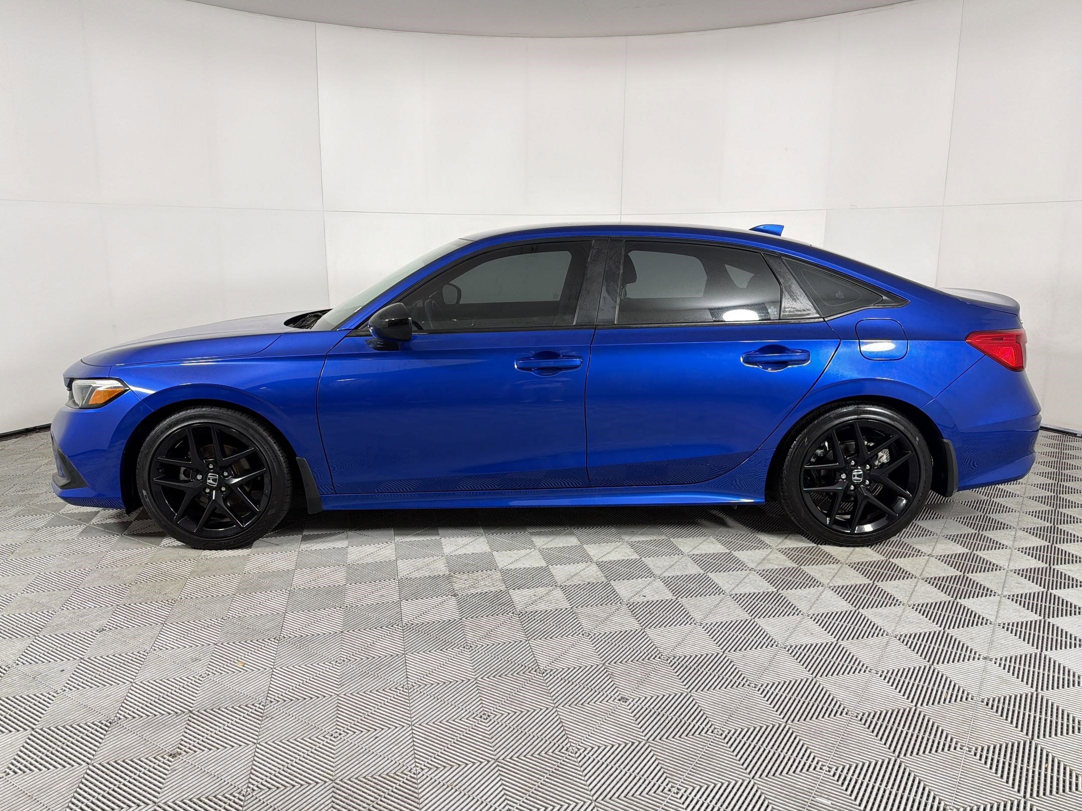 Certified 2022 Honda Civic Sport image 2