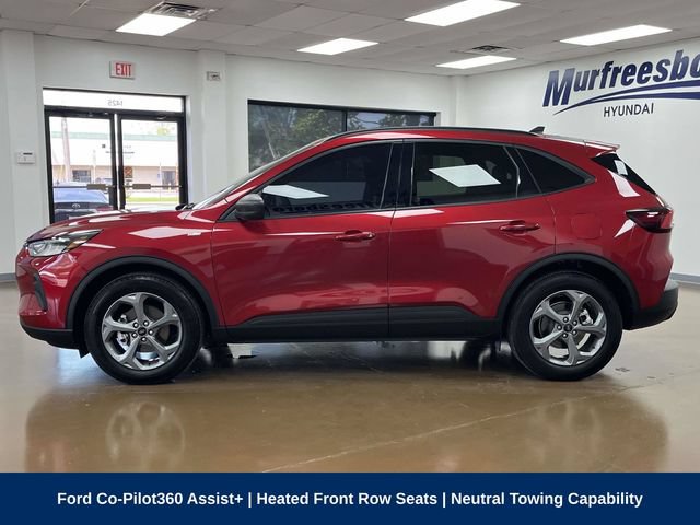 Used 2025 Ford Escape ST-Line w/ Equipment Group 301A FWD image 9