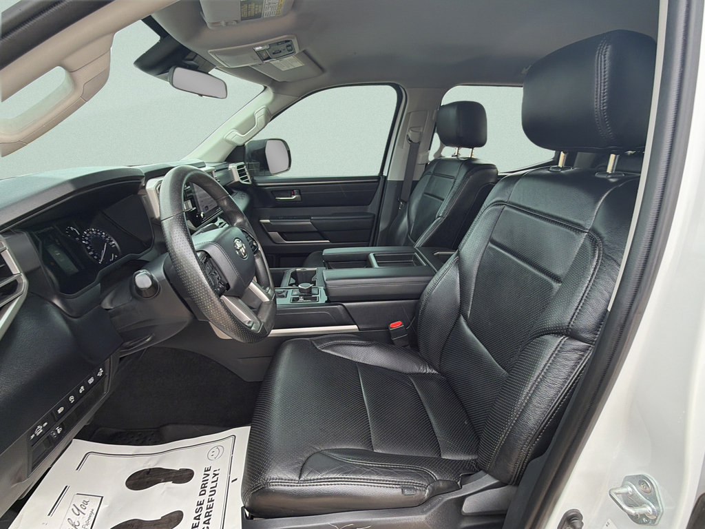 Used 2022 Toyota Tundra SR5 w/ SR5 Convenience Package AWD/4WD image 18