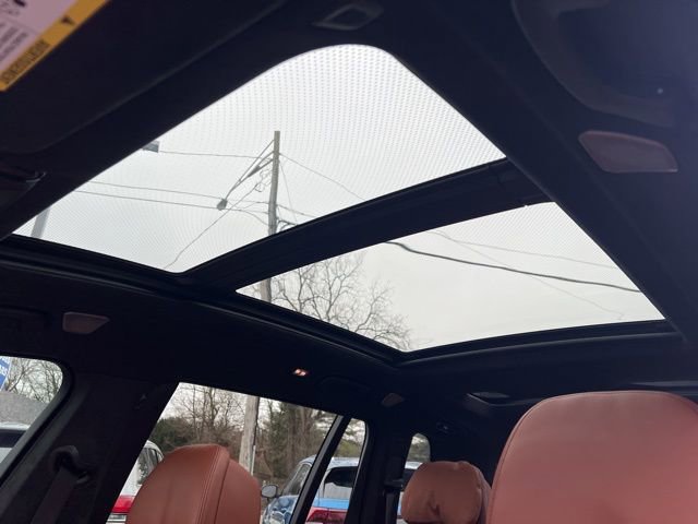 Used 2025 BMW X7 M60i image 5