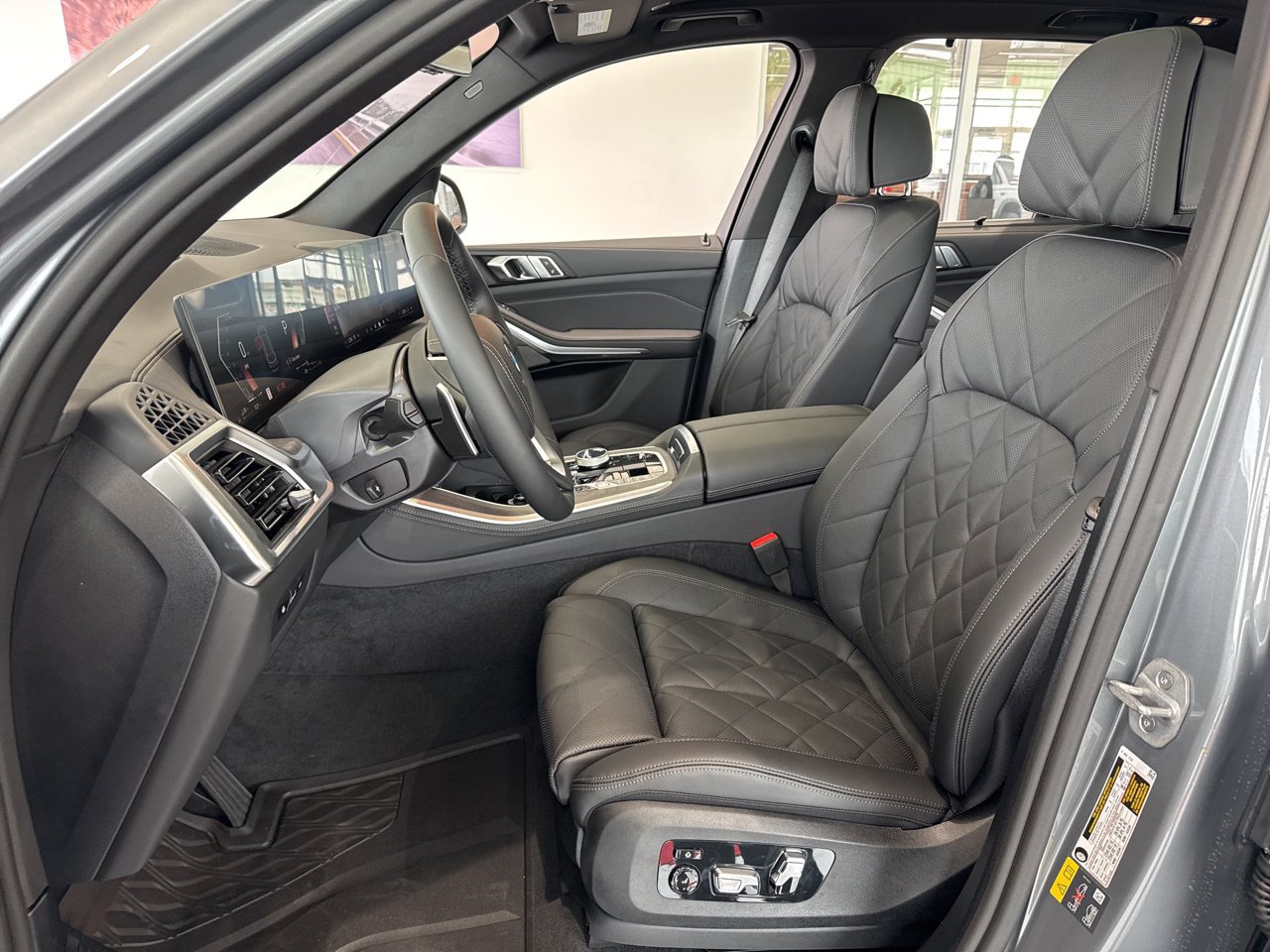 New 2026 BMW X5 xDrive50e w/ Executive Package AWD/4WD image 14