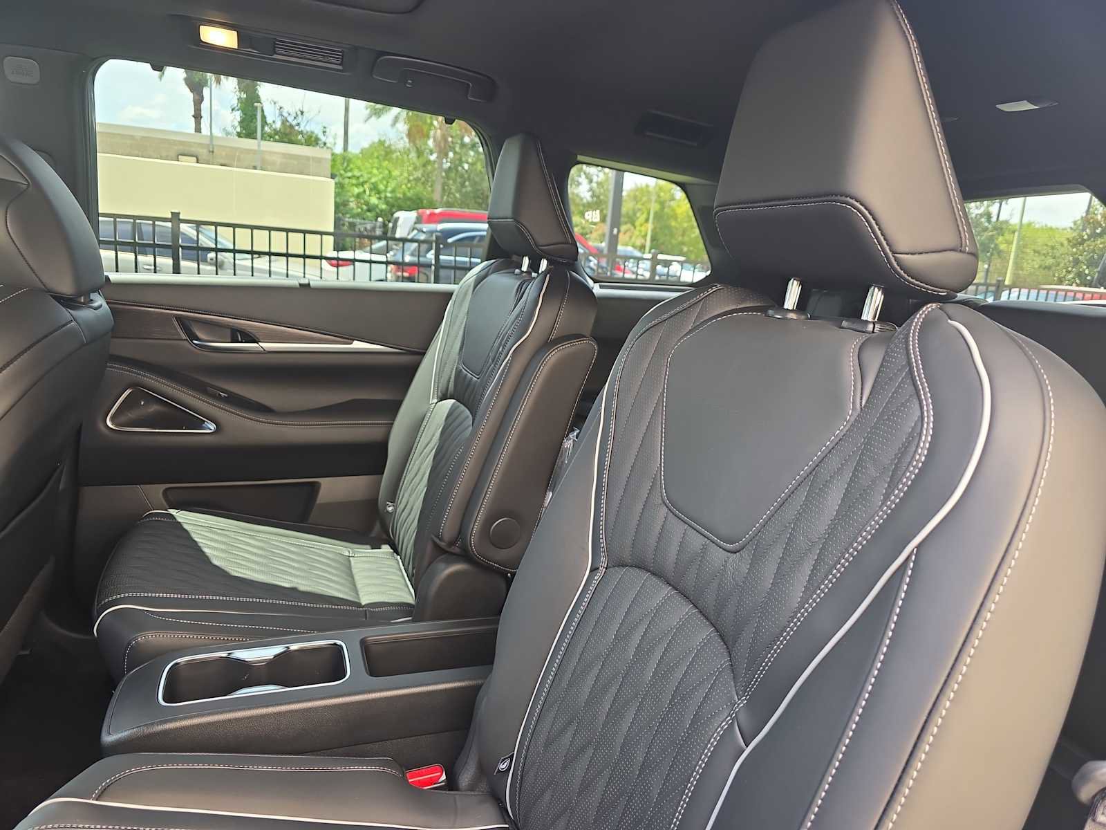 New 2026 INFINITI QX60 Autograph w/ Dark Cargo Package image 18
