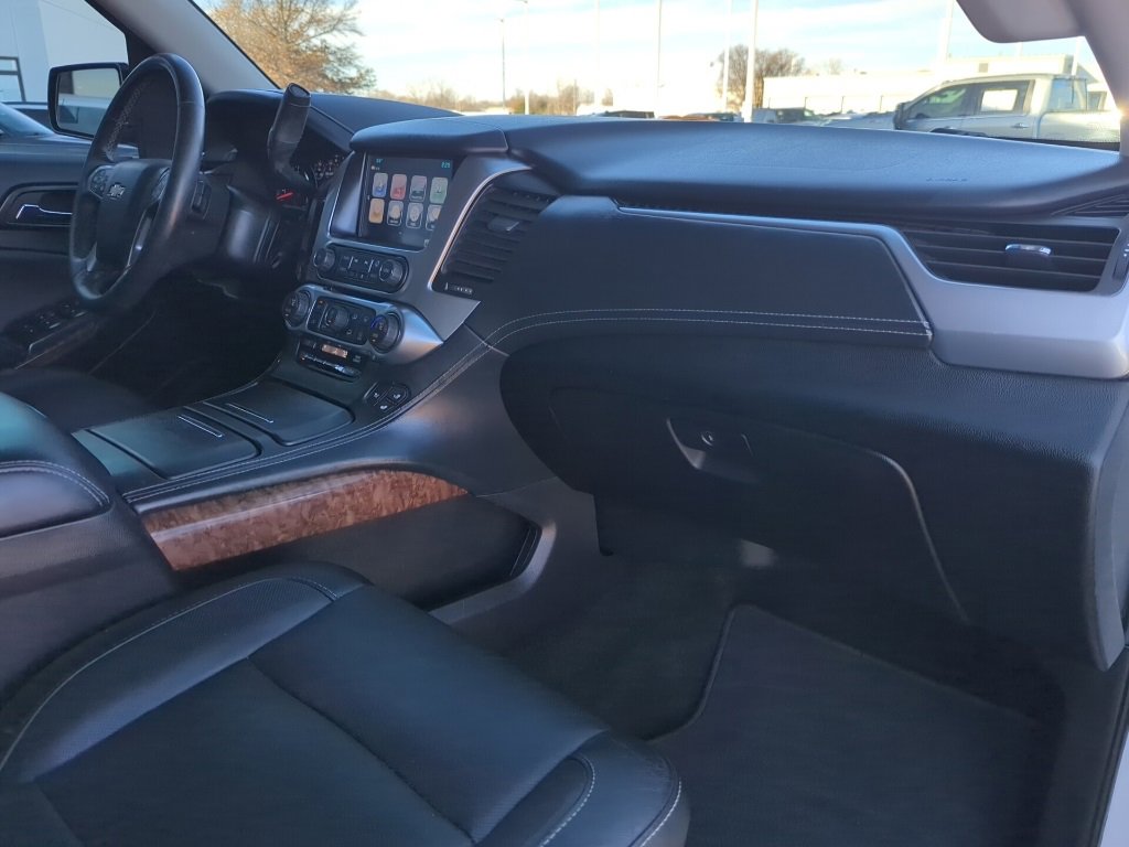 Used 2017 Chevrolet Suburban Premier image 30
