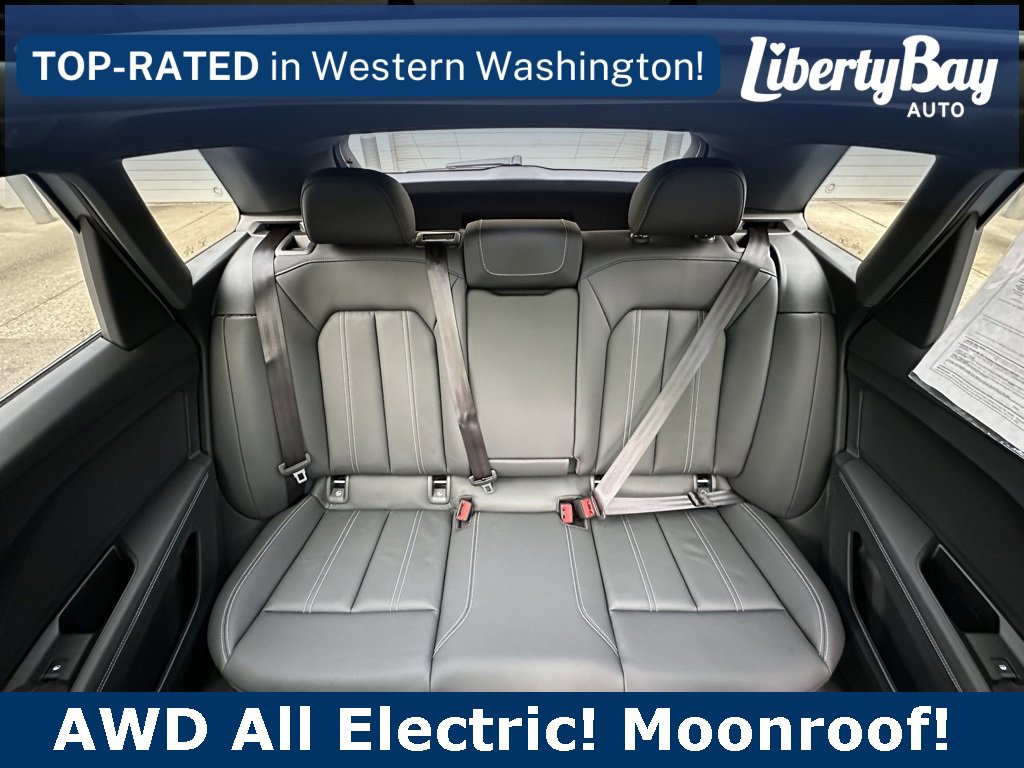 Used 2024 Audi Q4 e-tron Premium Plus w/ Premium Plus image 17