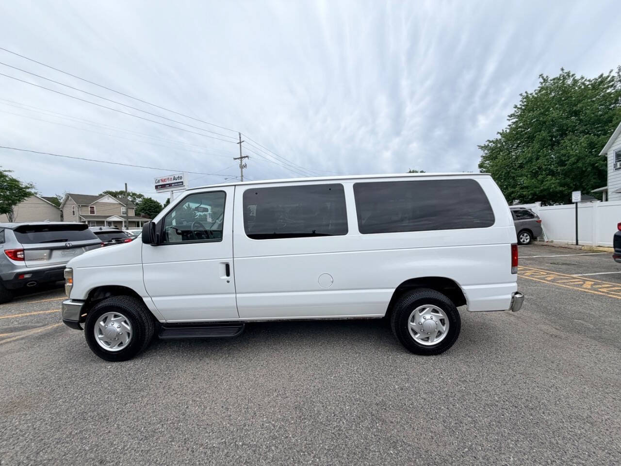 Used 2012 Ford E-350 and Econoline 350 XLT RWD image 22