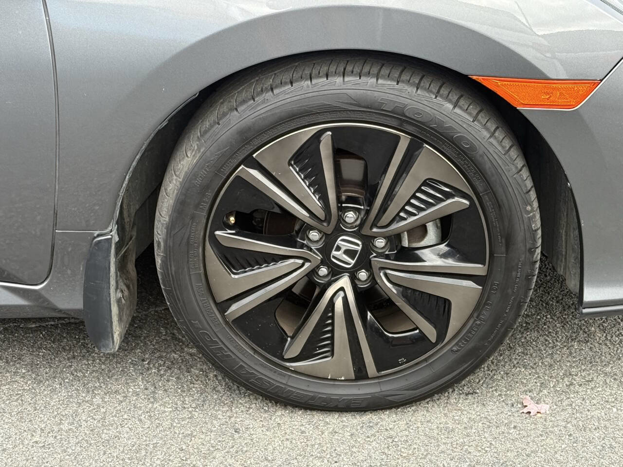 Used 2019 Honda Civic EX image 32