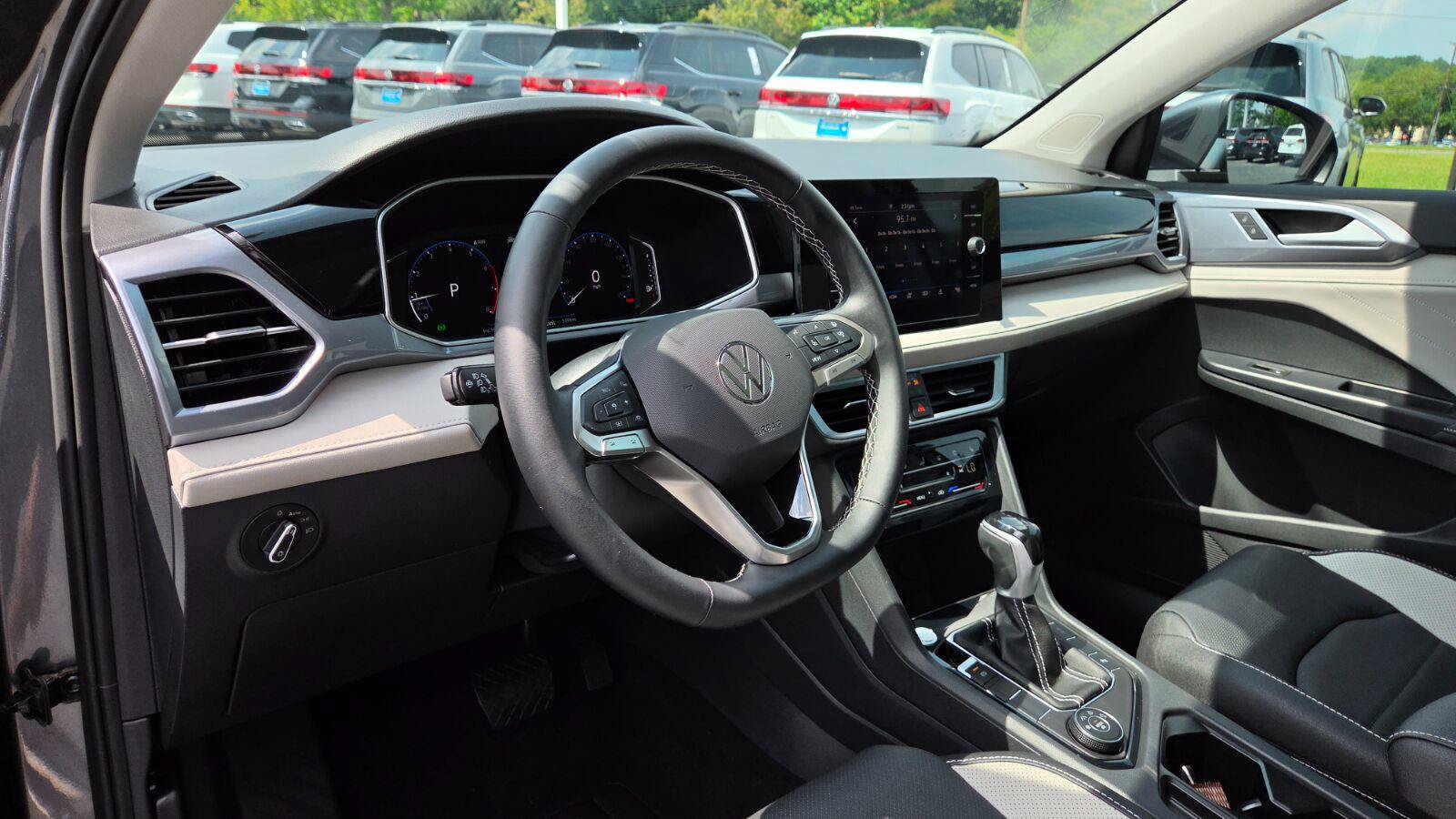 Certified 2025 Volkswagen Taos SEL AWD/4WD image 23