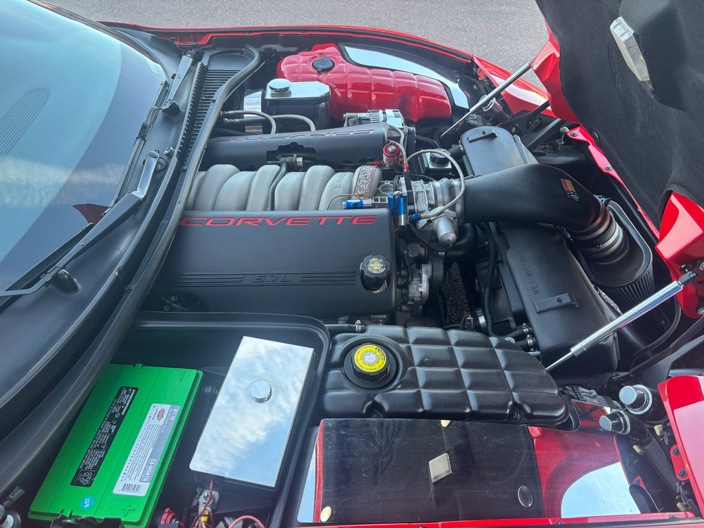 Used 1997 Chevrolet Corvette Coupe RWD image 10