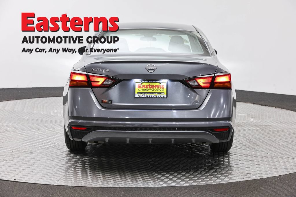 Used 2023 Nissan Altima 2.5 S FWD image 6