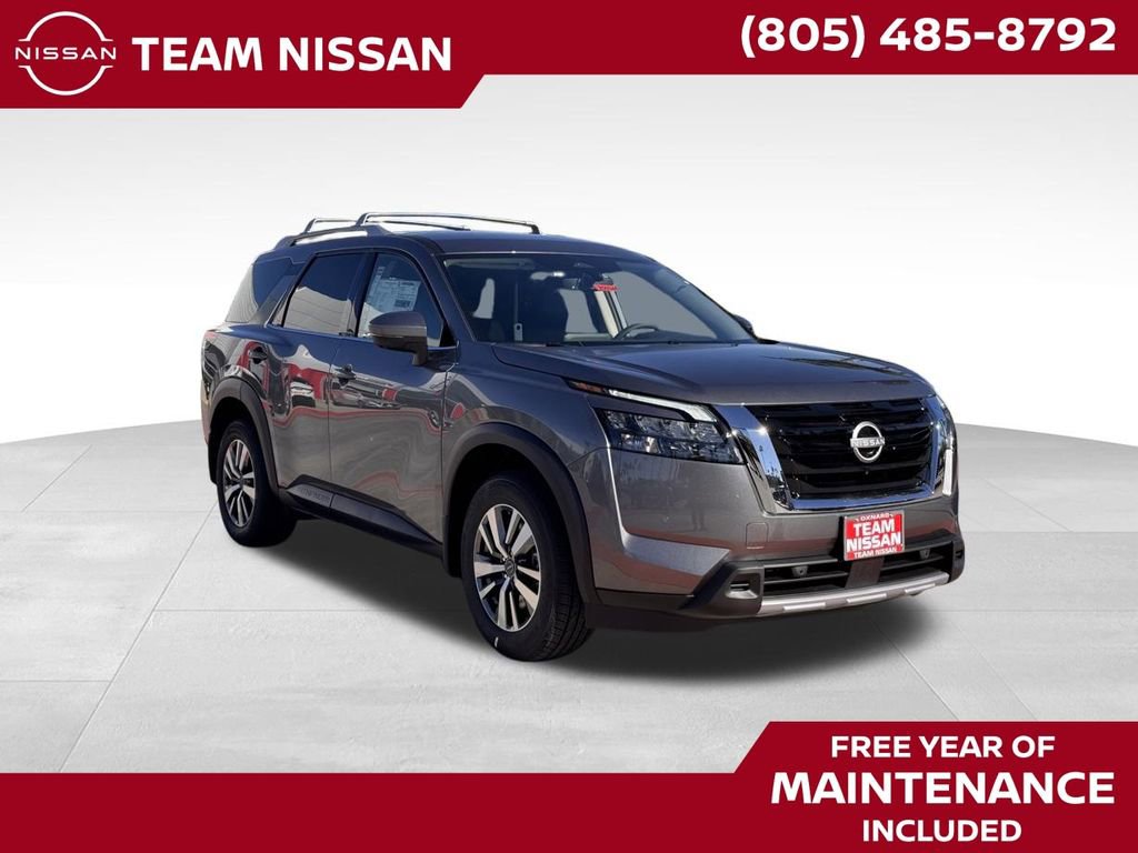 New 2025 Nissan Pathfinder SL image 1