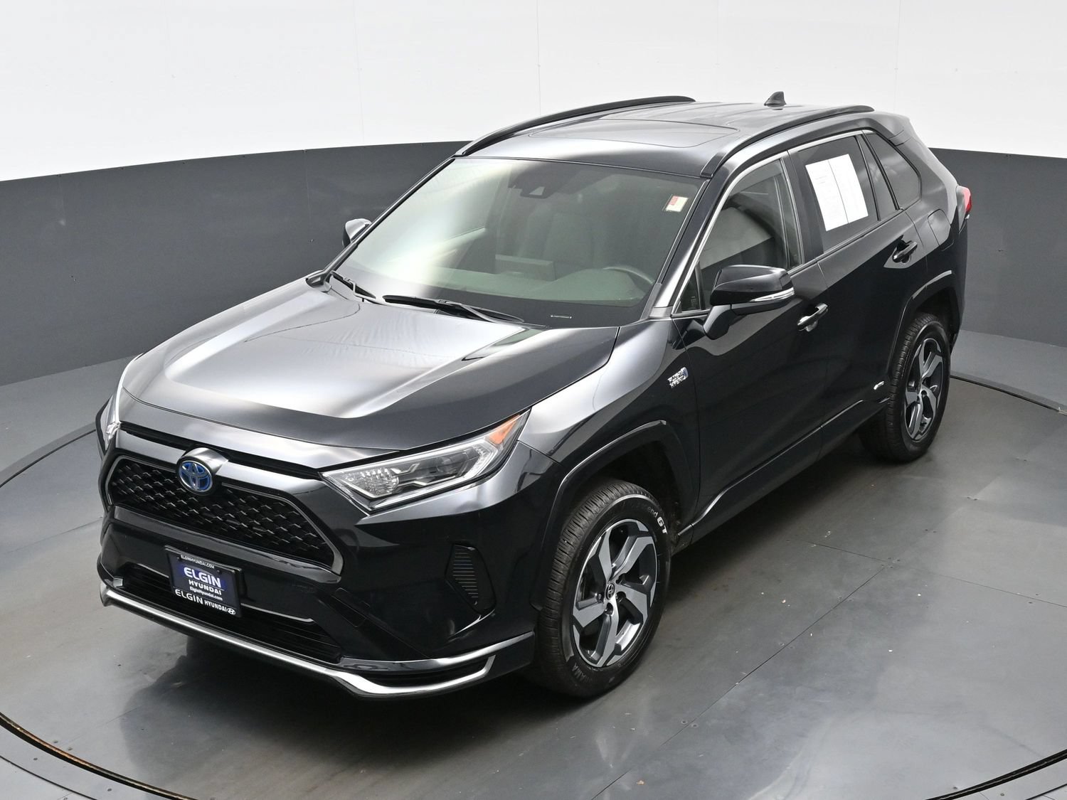 Used 2021 Toyota RAV4 SE w/ Weather & Moonroof Package AWD/4WD image 34