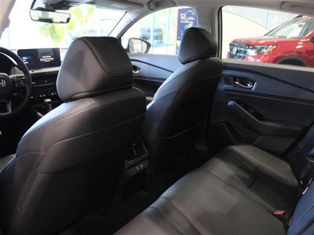 Used 2024 Honda Accord Touring image 9