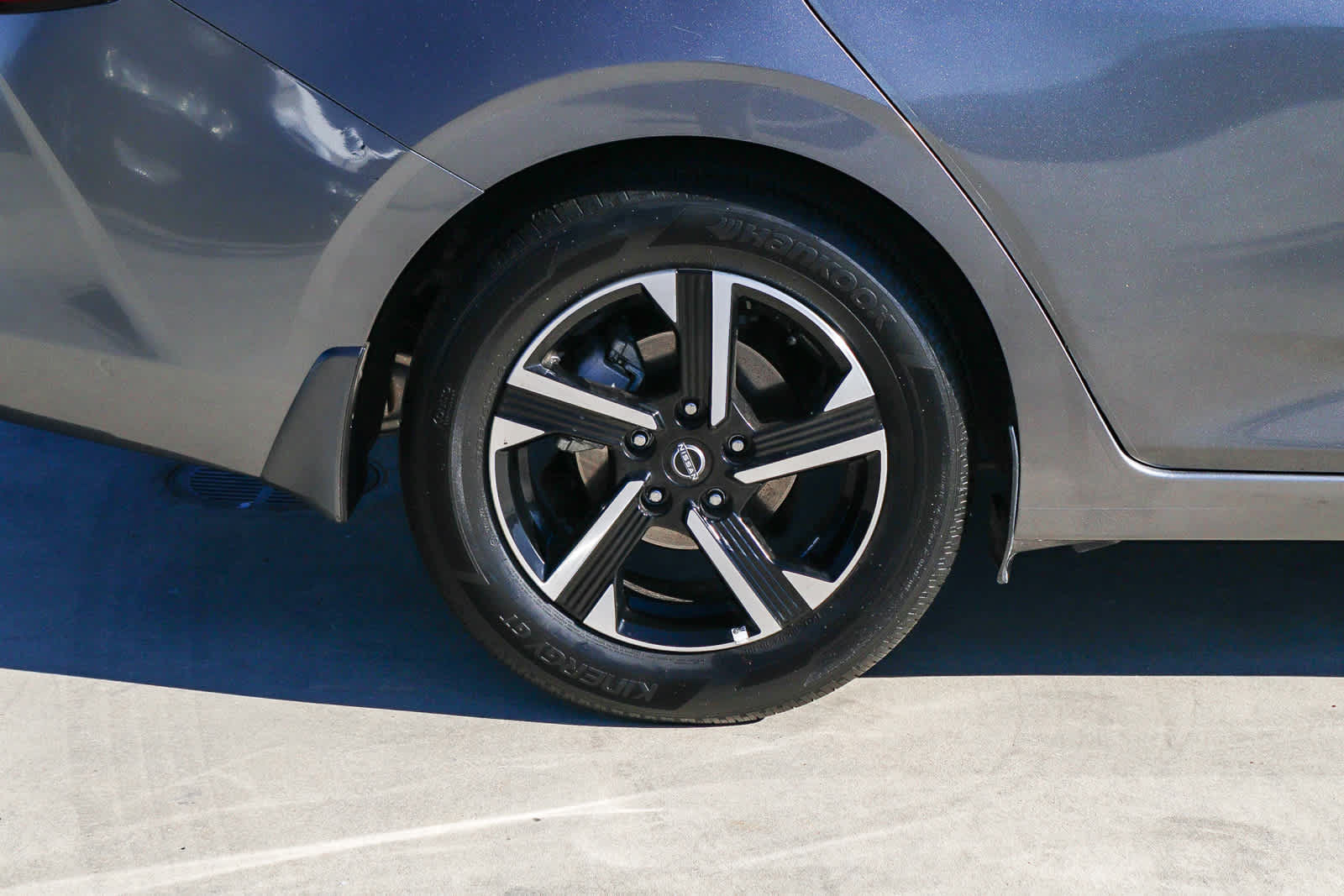 Used 2025 Nissan Sentra SV w/ All-Weather Package FWD image 10