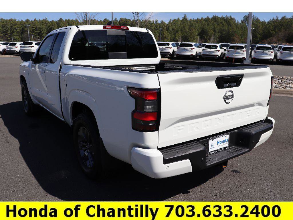 Used 2025 Nissan Frontier SV w/ SV Convenience Package image 7