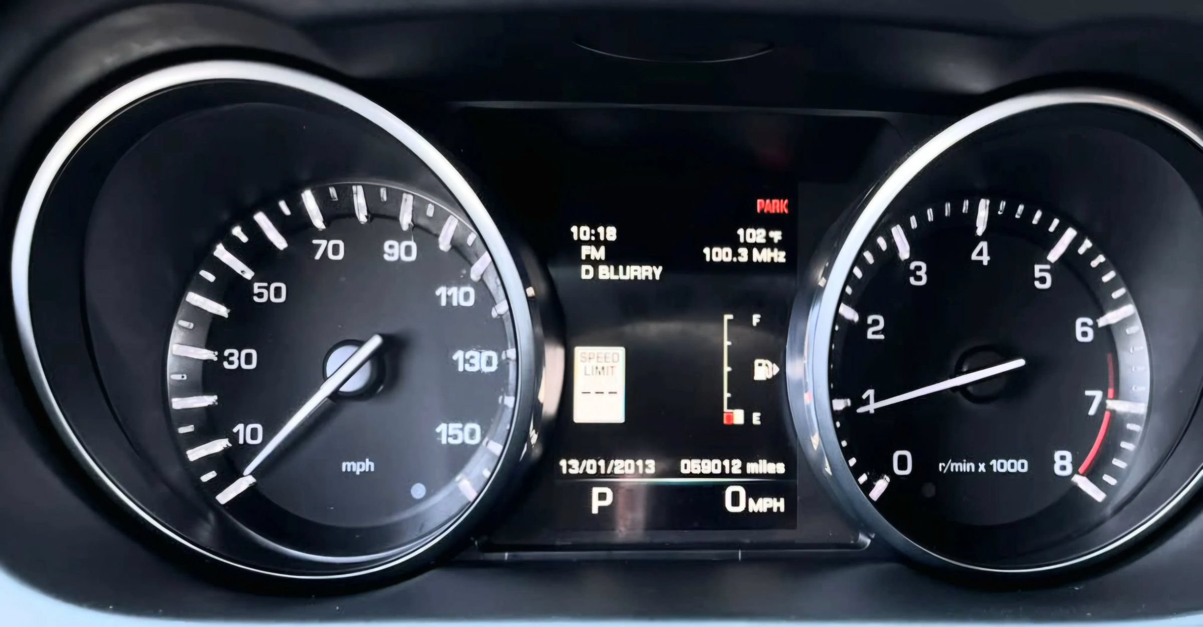 Used 2016 Land Rover Discovery Sport HSE AWD/4WD image 34