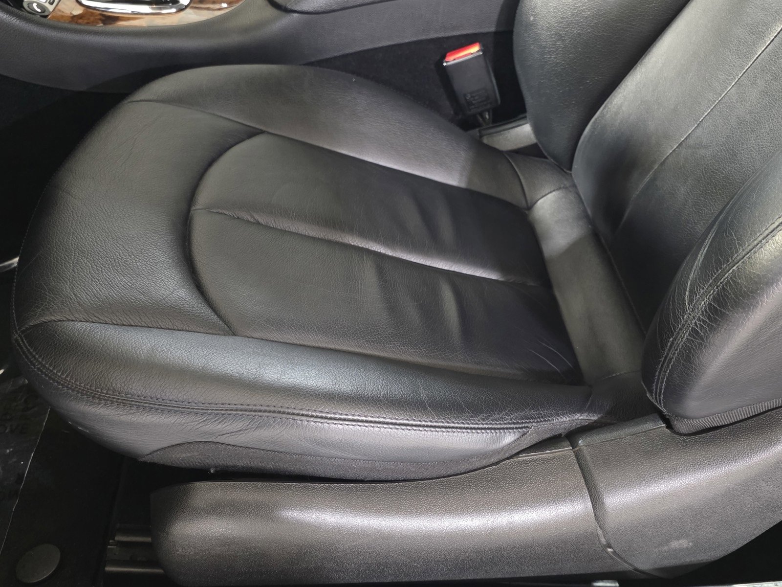 Used 2008 Mercedes-Benz CLK 350 Coupe image 24