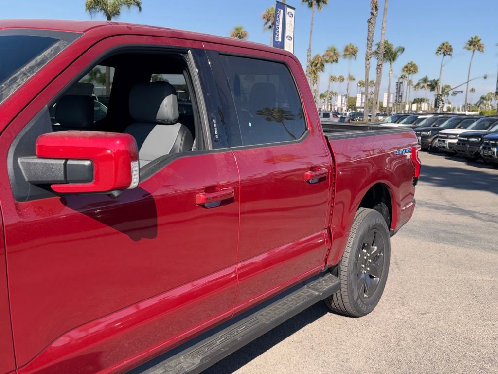 New 2025 Ford F150 Lightning Lariat image 9