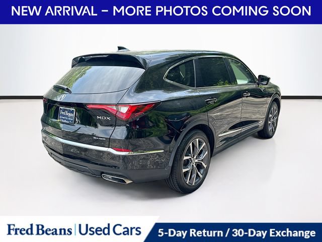 Used 2022 Acura MDX w/ Technology Package AWD/4WD image 10