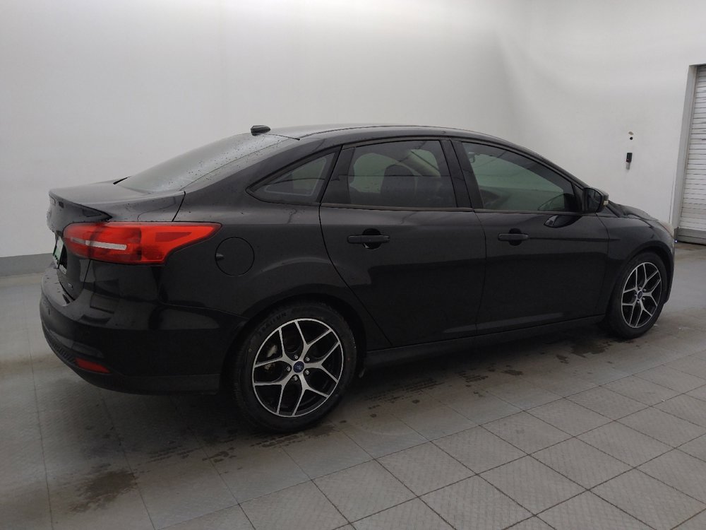 Used 2017 Ford Focus SEL image 10