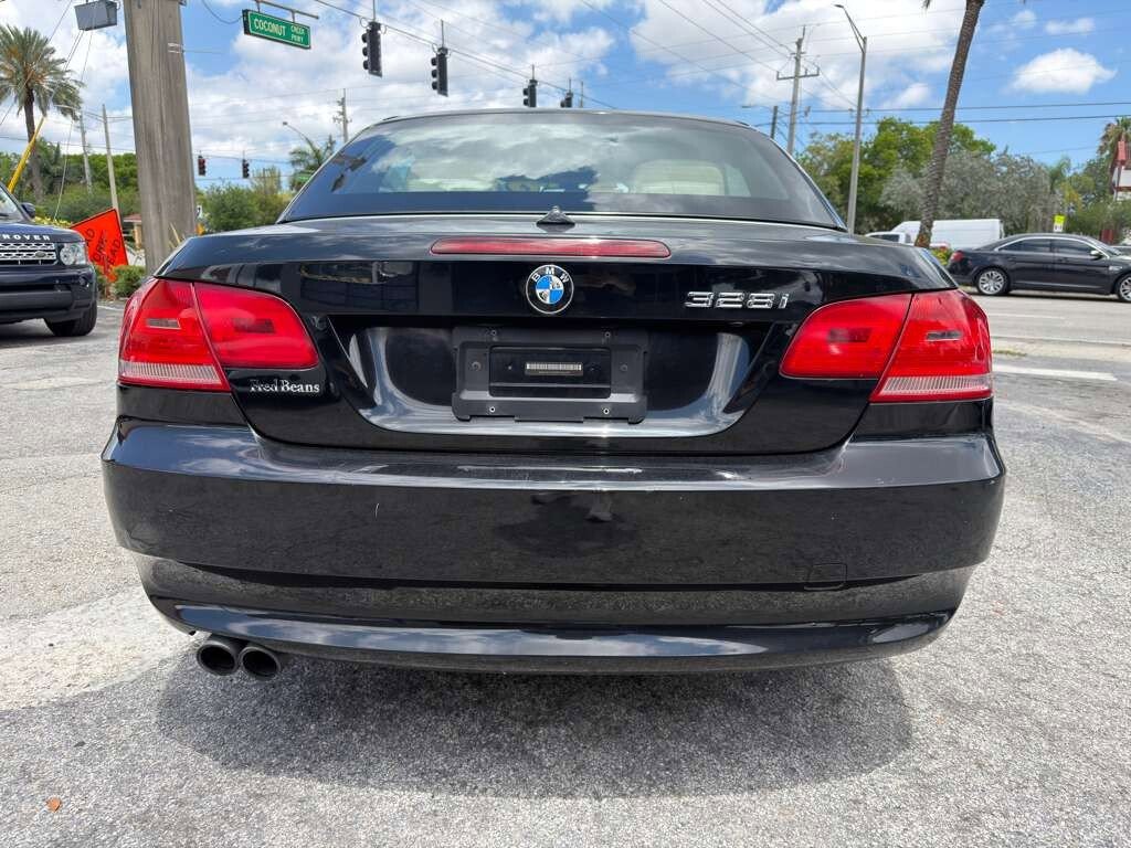 Used 2009 BMW 328i Convertible RWD image 4