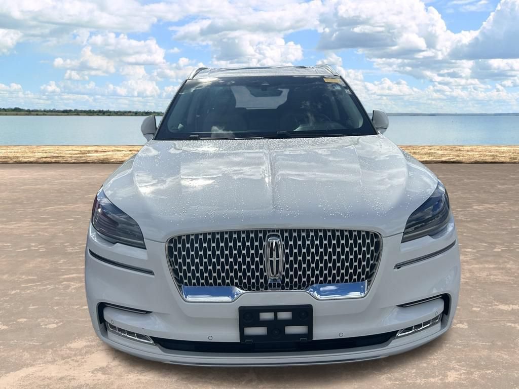 Used 2021 Lincoln Aviator Reserve w/ Equipment Group 208A AWD/4WD image 2