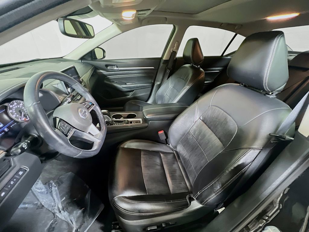 Used 2019 Nissan Altima 2.5 SL FWD image 18