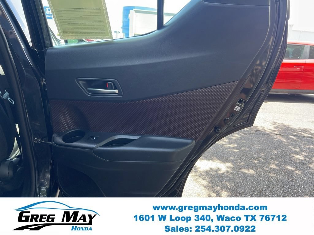Used 2019 Toyota C-HR Limited FWD image 13