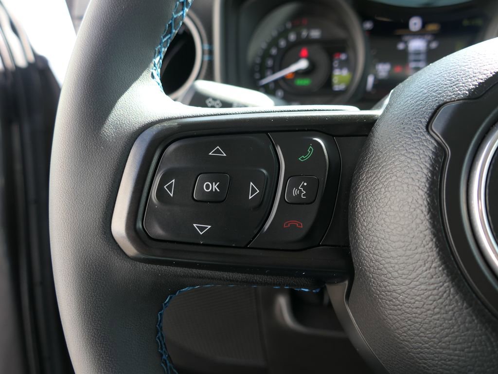 Used 2025 Jeep Wrangler Unlimited Rubicon 4xe w/ Safety Group image 16