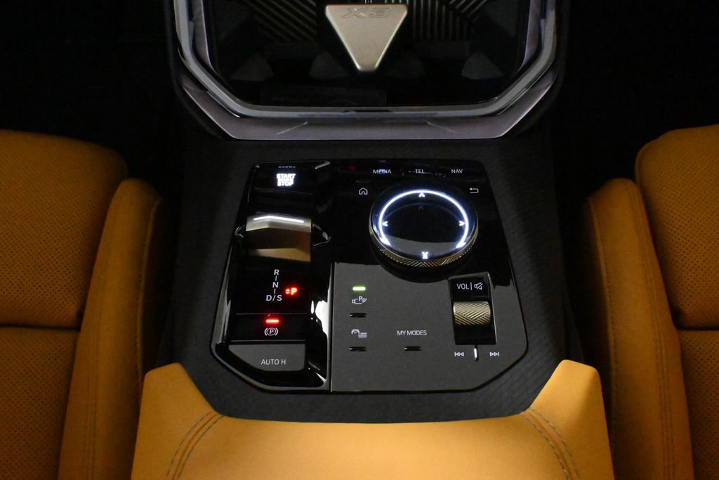 Used 2025 BMW X3 xDrive30i w/ Premium Package image 26