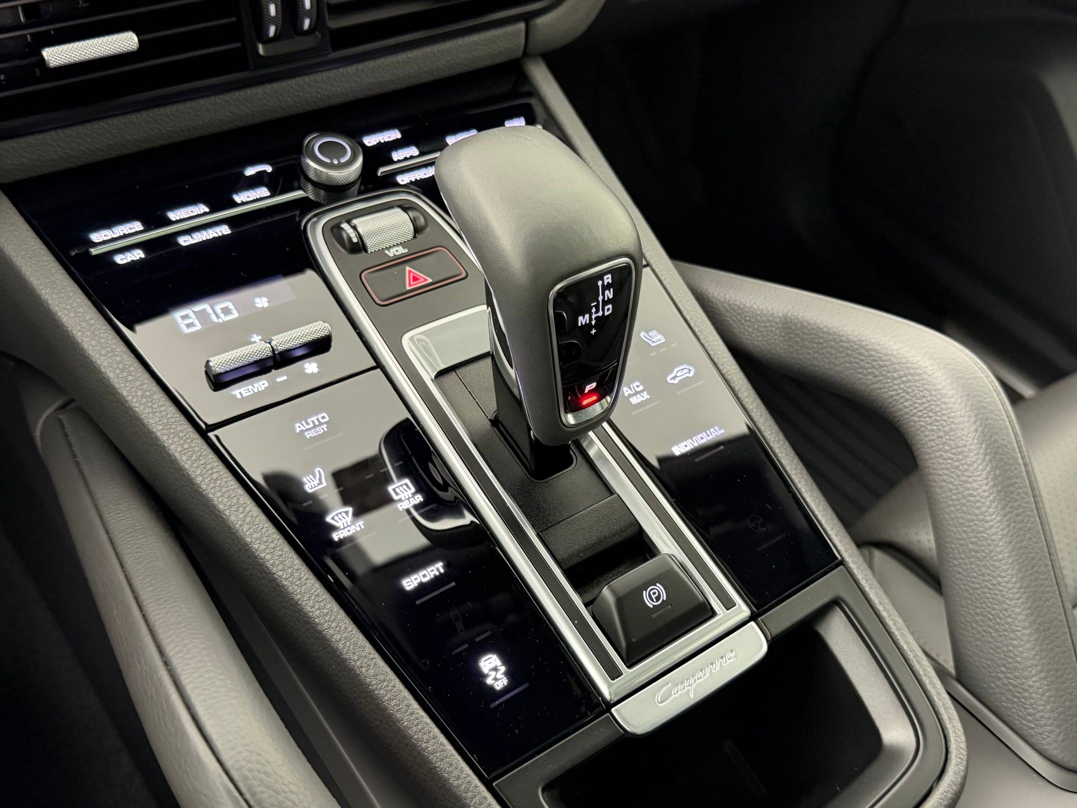 Certified 2023 Porsche Cayenne image 26